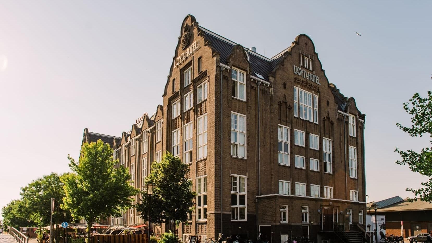 The Hoxton Lloyd
